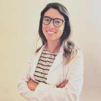 Dra. María Eugenia Borja, Ortodoncia – Odontoviña